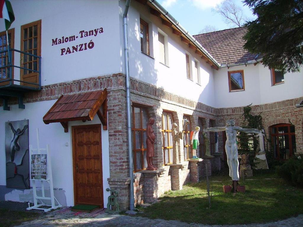 Hôtel Malom Tanya Panzio à Zalacséb Extérieur photo